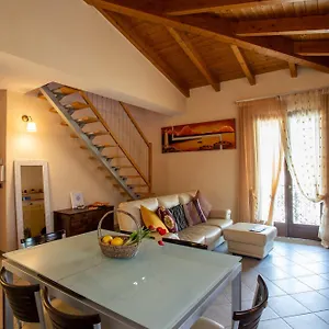 La Mansarda Del Viandante Ferienhaus Castelbelforte